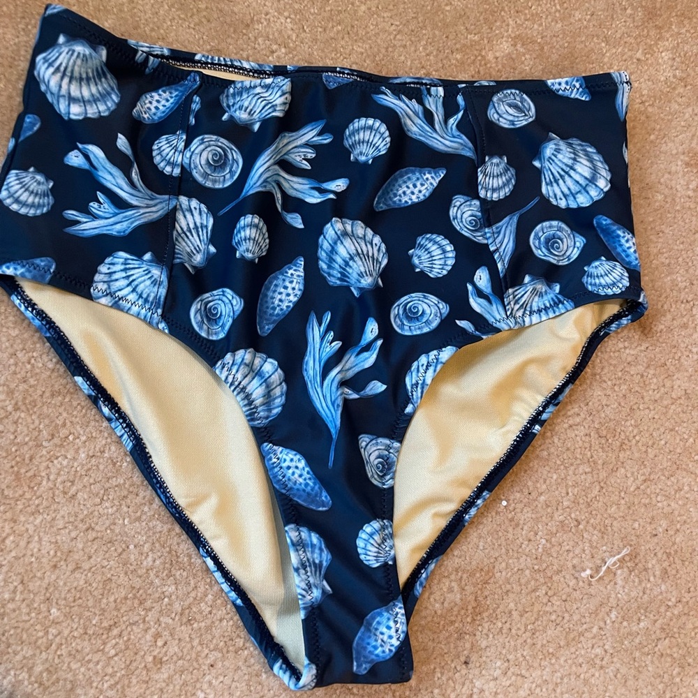 Pink Chicken Women's Bikini Bottom - Blue Seashell Print